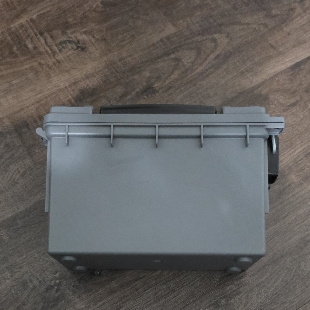 Sheffield Gray Field Box – Weather-Resistant Home Storage - Picture 3 of 7